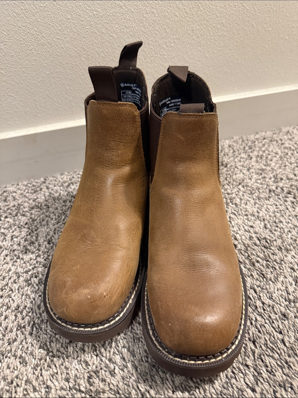 Ariat Women's Brown Leather Chelsea Booties